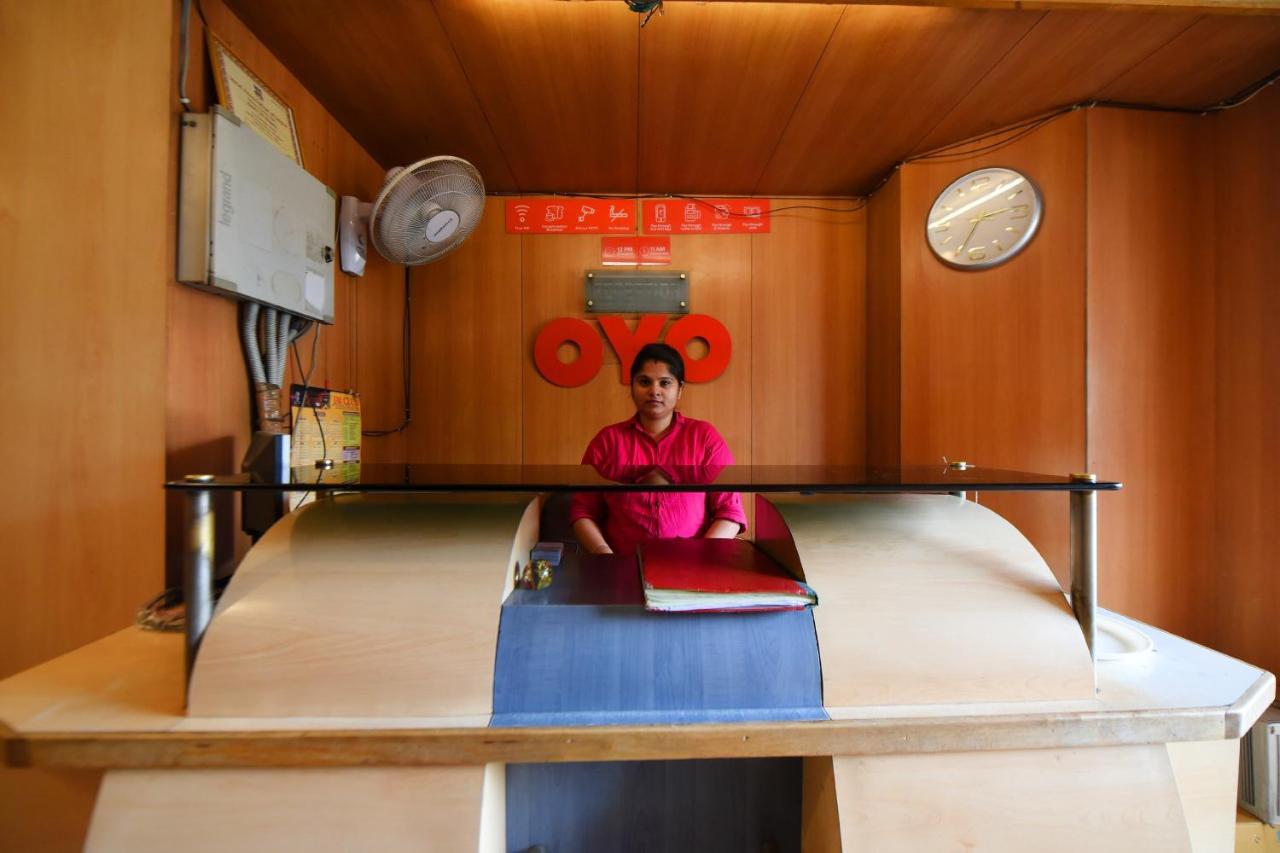Hotel Oyo C M Regency Divisione di Divisione di Jaipur Esterno foto