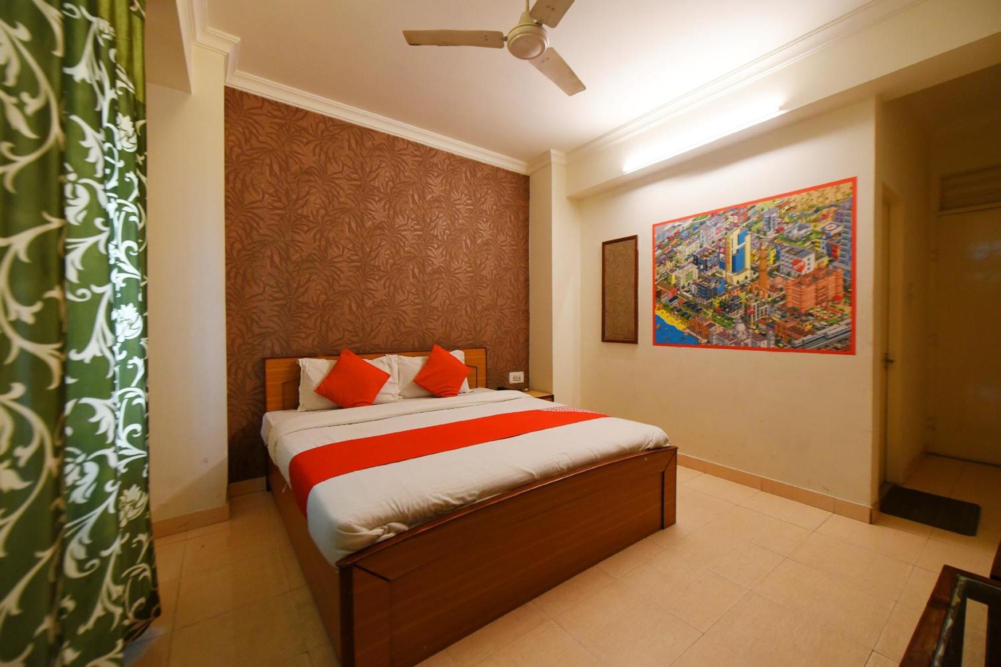 Hotel Oyo C M Regency Divisione di Divisione di Jaipur Esterno foto
