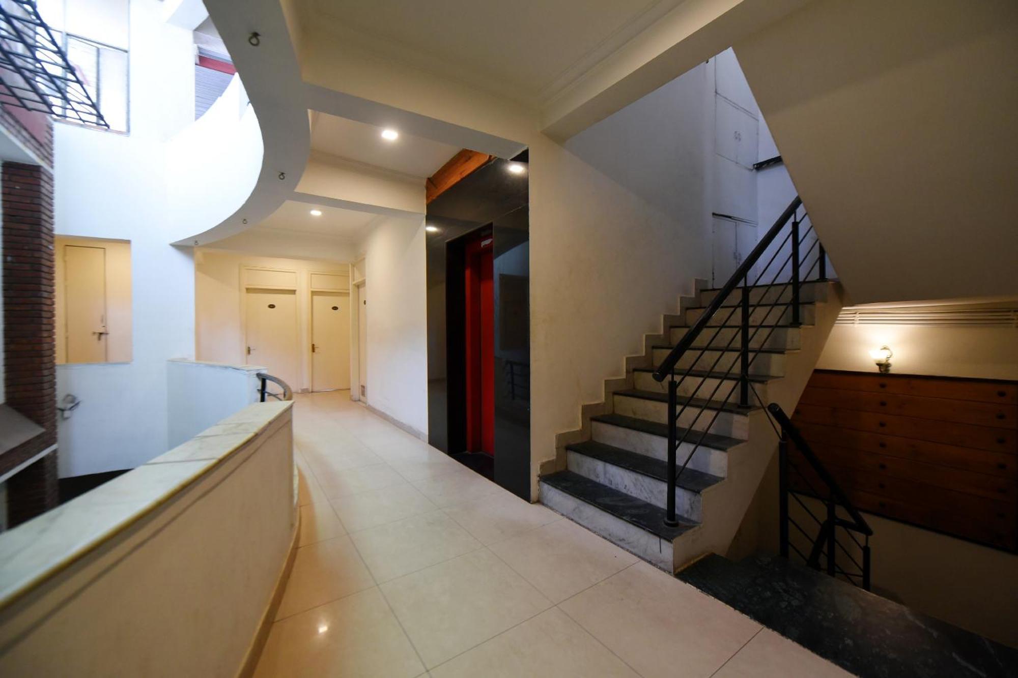 Hotel Oyo C M Regency Divisione di Divisione di Jaipur Esterno foto